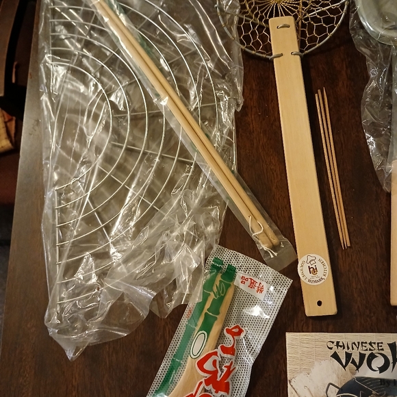 VTG..EIGHT PIECE "HIMARK" WOK ACCESSORY SET..ITEM NO. 15-4215 WOOD STAINLESS. - Picture 3 of 6